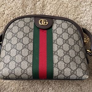 Gucci Ophidia GG Supreme Canvas Shoulder Bag in Beige/GG
